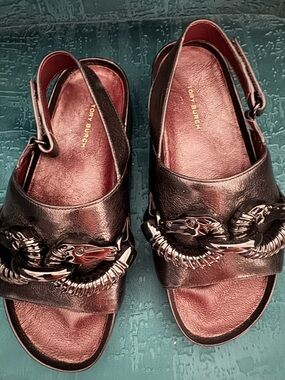 Tory Burch Black Leather Platform Sandals with Chain-Link Hardware